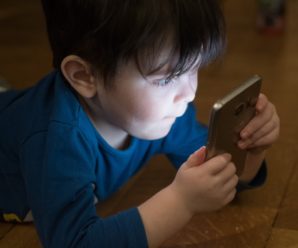 De wifi-generatie: ‘Help, onze kinderen zijn verslaafd aan Fortnite’